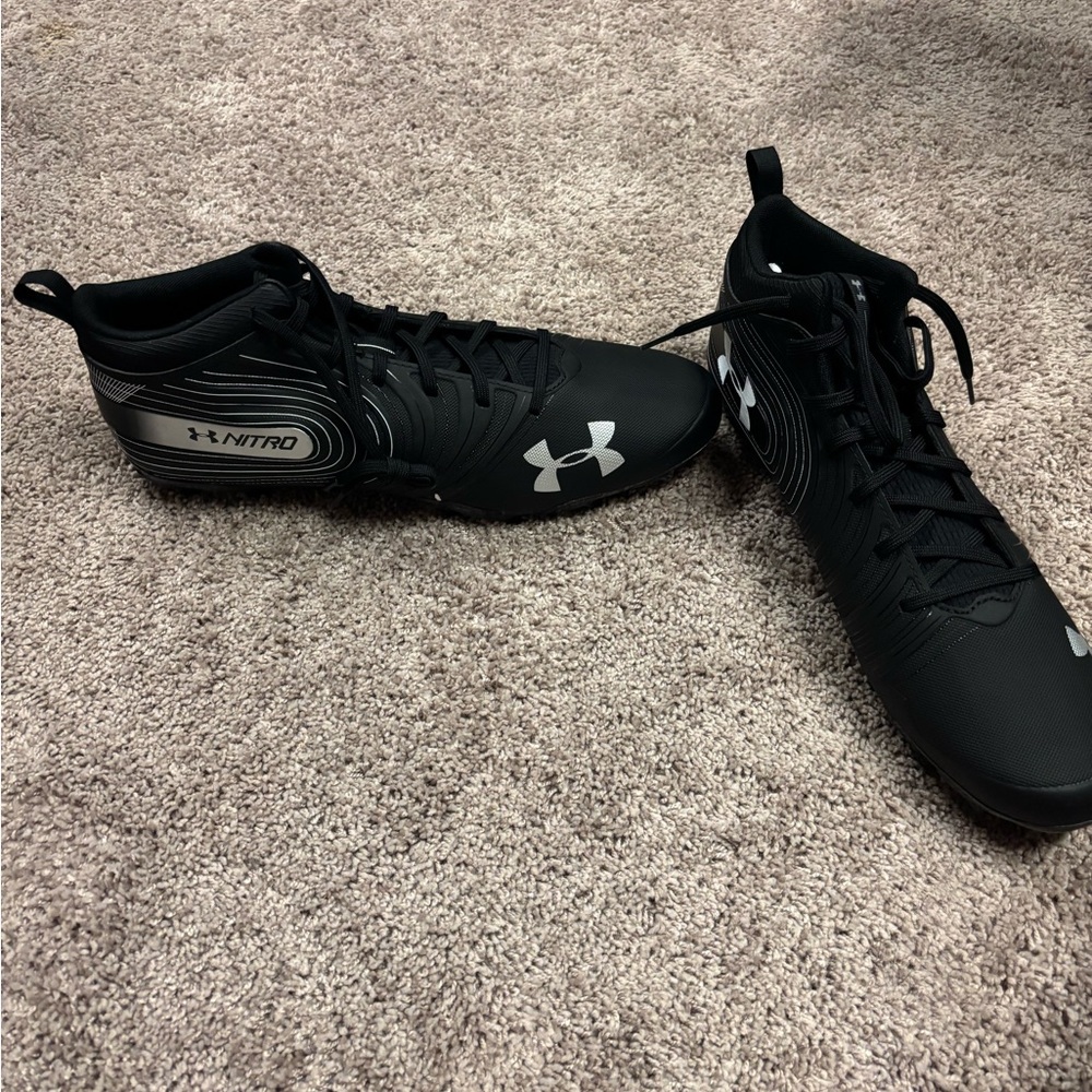 Under Armour Black Athletic Nitro Cleat Shoes with Silver Logos